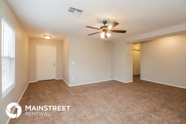 Building Photo - 8116 E Onza Ave