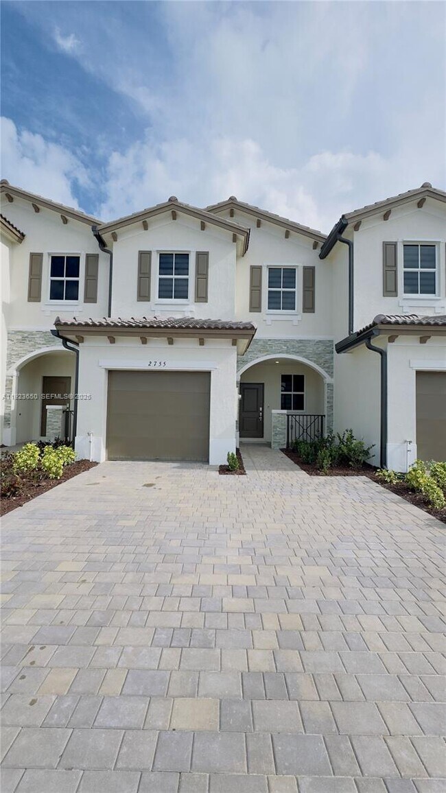 Foto del edificio - 2755 SE 25th Ave