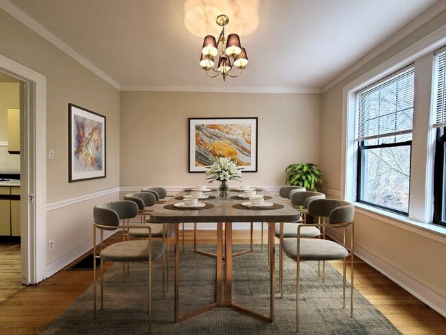 Foto del edificio - 1450 W Byron St