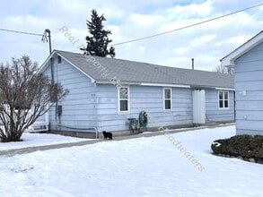 Building Photo - 929 Mitchell St