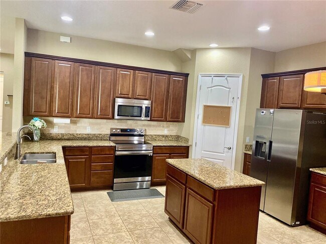 Building Photo - 8256 Prestbury Dr