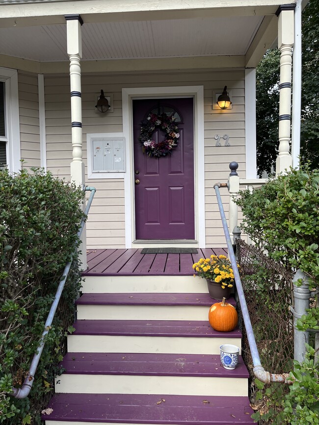 Building Photo - 22 Spalding St