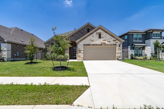 Building Photo - 124 Shagbark Trl