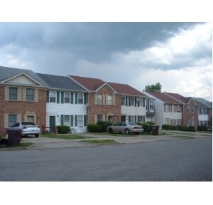 Primary Photo - 232-252 Strawberry Lane