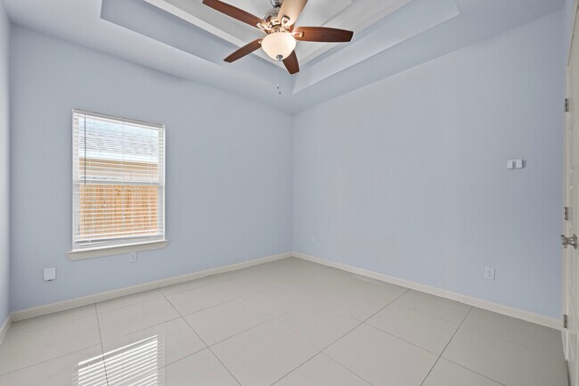 Foto del edificio - 812 E Myrtle Beach Ave