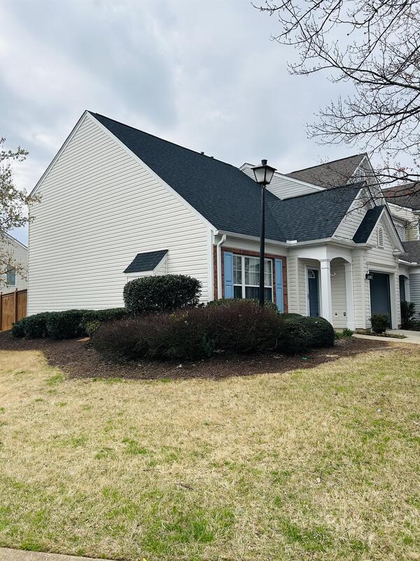 Foto principal - 305 Claybrooke Dr