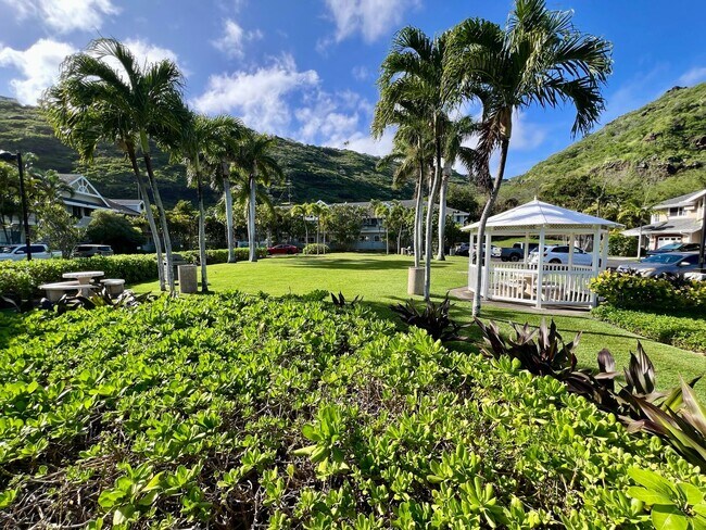 Foto del edificio - Small Dog Friendly Hawaii Kai Condo