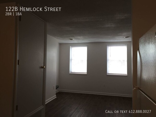 Building Photo - Large Central Northside 2 bedroom apartmen...
