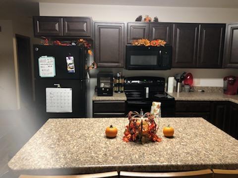 Building Photo - 1110 Fox Ridge Rd