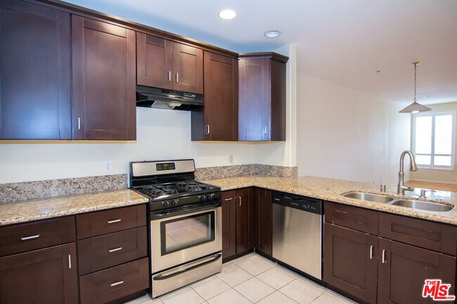 Foto del edificio - 333 Westminster Ave