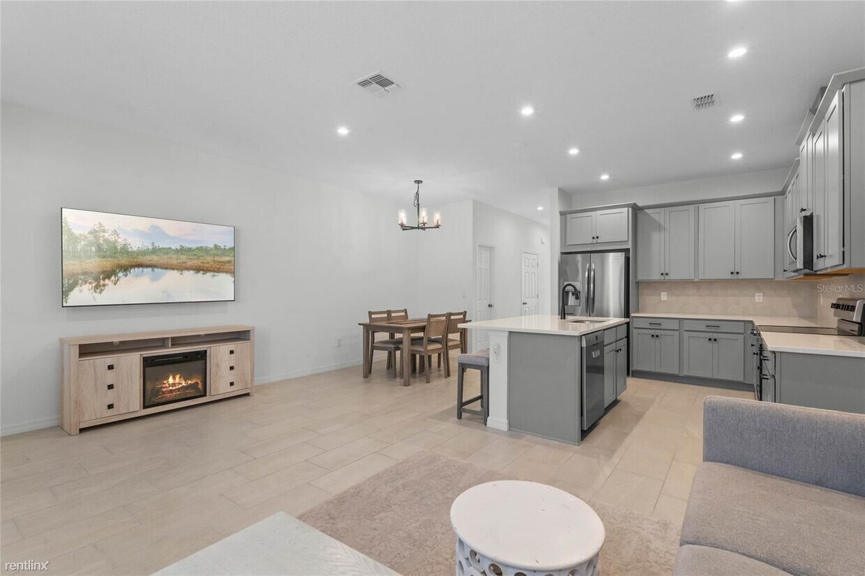 Foto del edificio - 3 br, 2.5 bath Townhome - 16491 Prairie Sc...