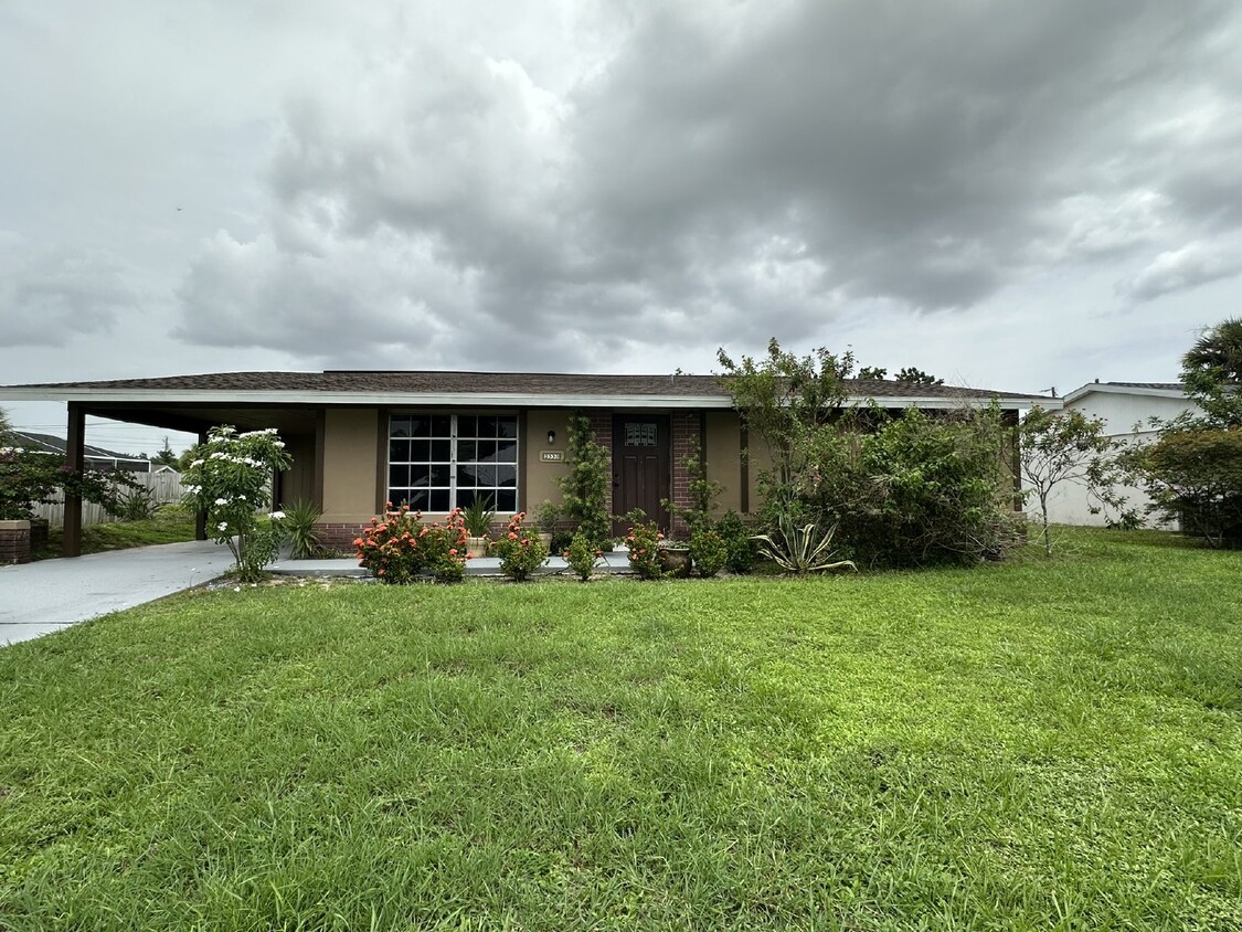 Primary Photo - Charming Home in the Center of Town
