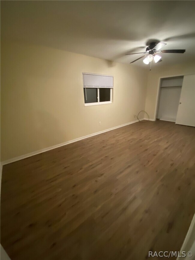 Foto del edificio - 9009 S Zanmar Dr