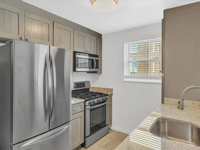 Foto del edificio - 500 S Courthouse Rd