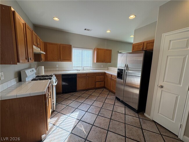 Foto del edificio - 7213 London Bridge Ave