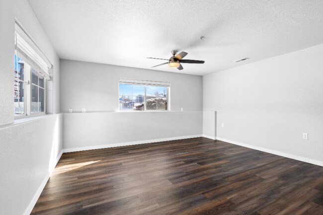 Foto del edificio - 104 Colorado Ave