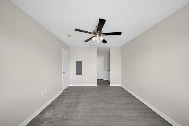 Building Photo - 12619 Ashford Meadow Dr
