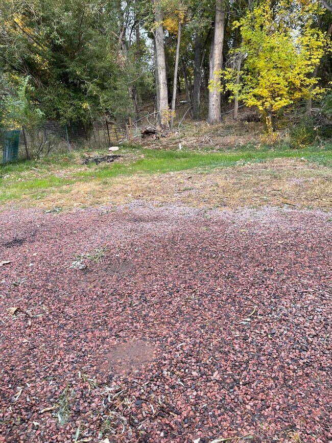 Building Photo - 2 bedroom 1 bath in Canon City