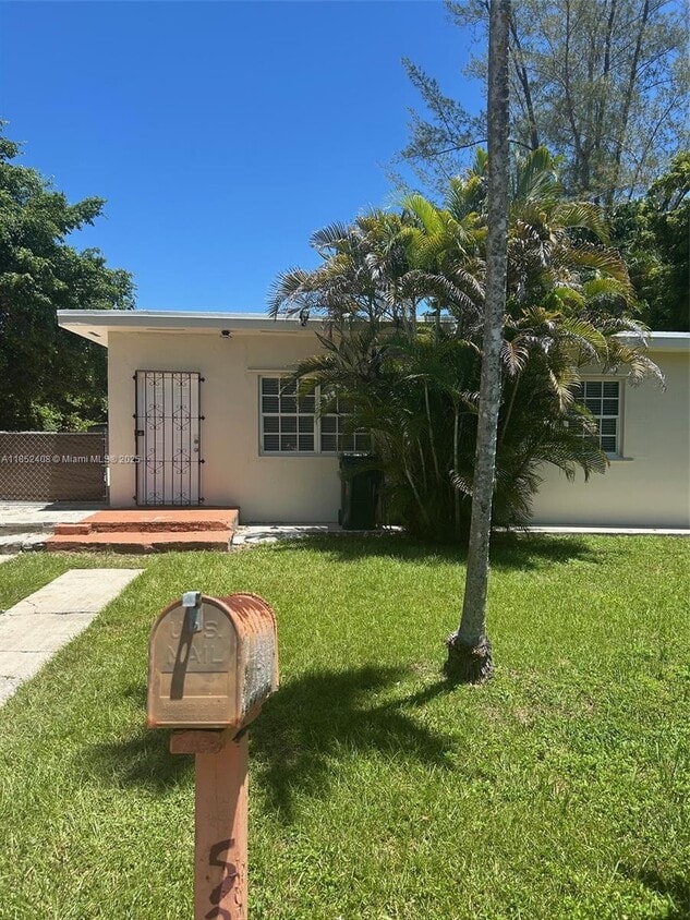 Primary Photo - 5321 SW 67th Ave