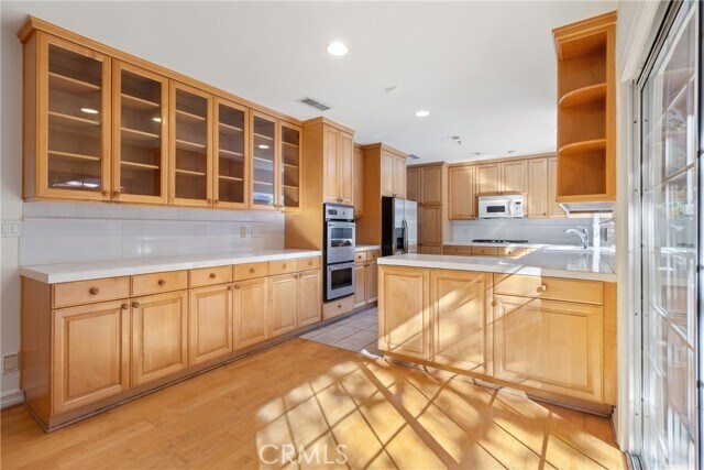 Foto del edificio - 22068 Martinez St