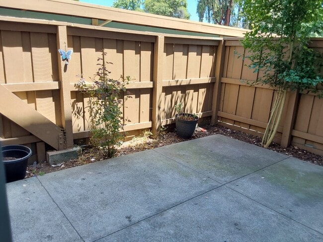 Building Photo - 4405 Norwalk Dr