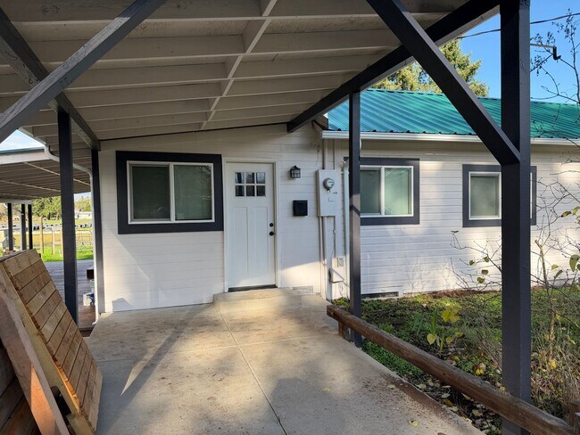 Foto del edificio - Updated 3 bedroom 2 bathroom house in Dexter!