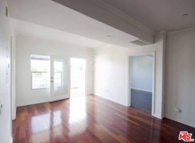 Foto del edificio - 1025 Dewey Ave