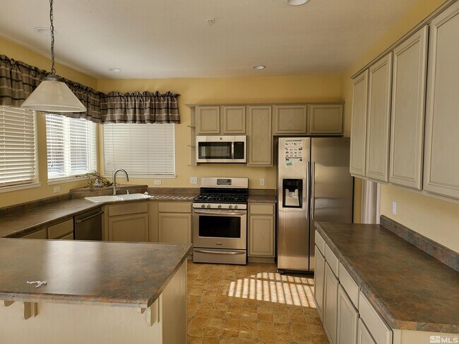 Foto del edificio - 3282 Bentgrass Dr