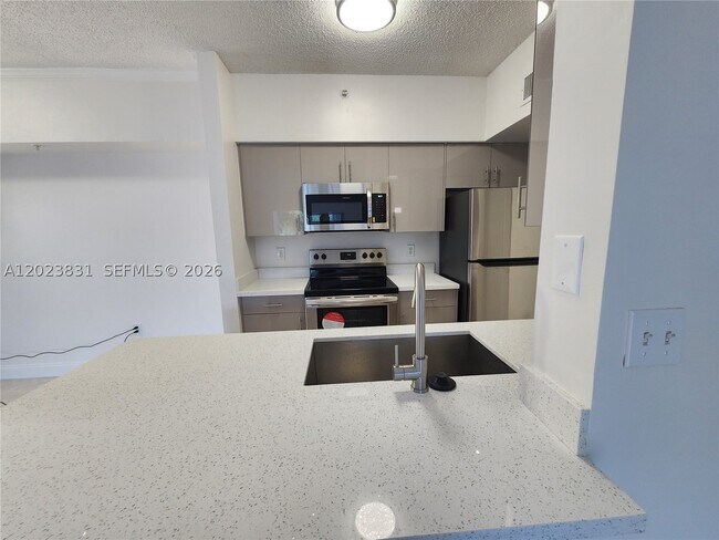 Foto del edificio - 11715 W Atlantic Blvd