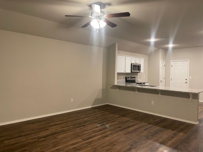 Foto del edificio - 1191 S Jaybird Ln