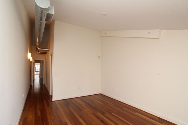 Photo - 239 Market St Apartment