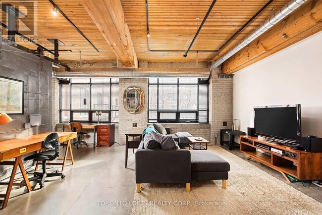 Building Photo - 68 Broadview Ave