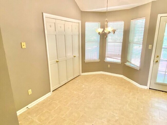 Building Photo - MOVE IN SPECIAL! Desoto County-Great Schoo...