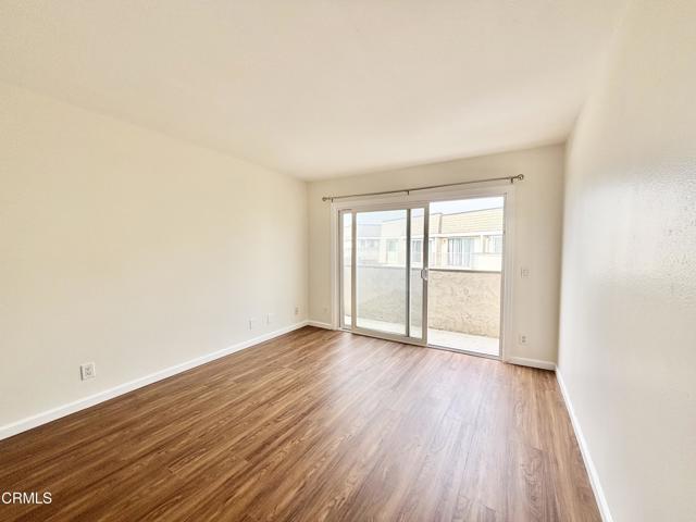 Foto del edificio - 250 E Surfside Dr