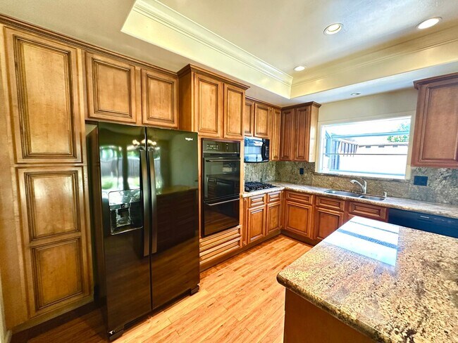 Foto del edificio - Beautiful 4 bedroom in Pleasanton