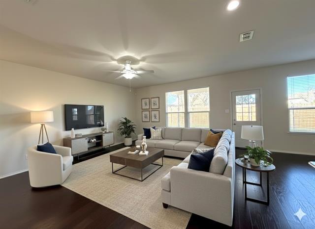 Foto del edificio - 412 Magma Dr