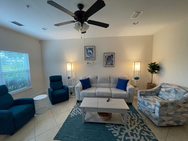 Foto del edificio - 1716 Annabella's Dr