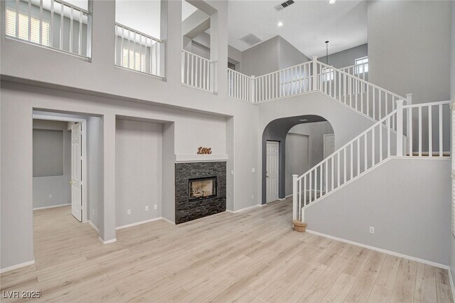Foto del edificio - 10482 Calico Pines Ave