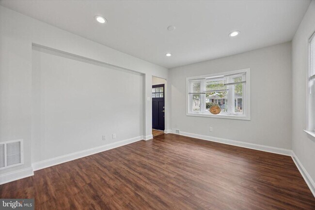 Foto del edificio - 271 Monroe St