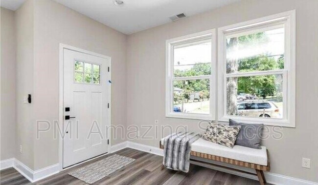 1215 Marble St photo'