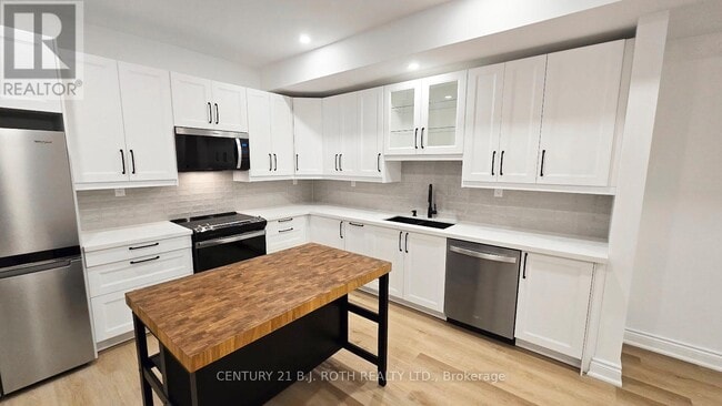 Building Photo - 42 Calverley St