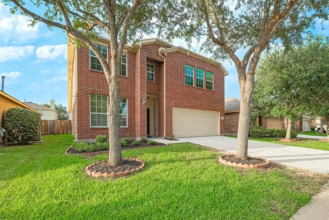 Building Photo - 20130 Brookwood Holw