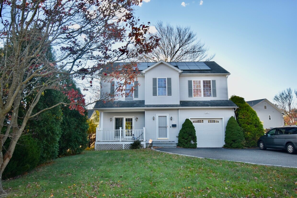 Foto principal - 191 Hunyadi Ave