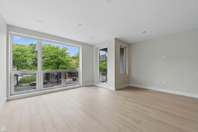 Unit 202 - 3045 W Irving Park Rd