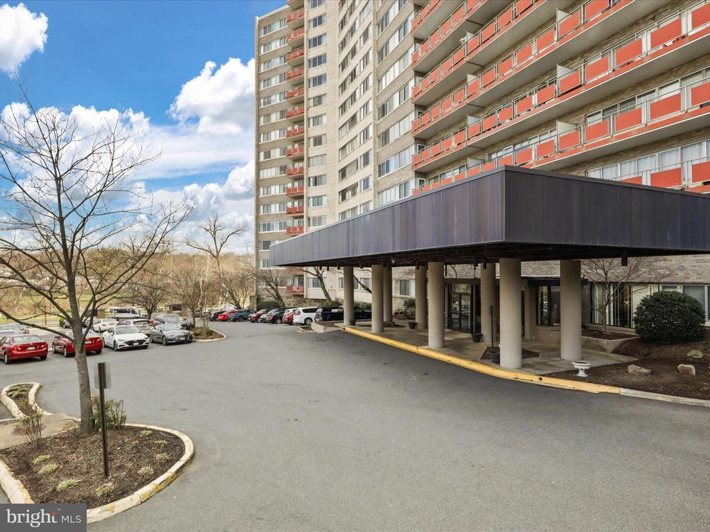 Primary Photo - 5340 Holmes Run Pkwy