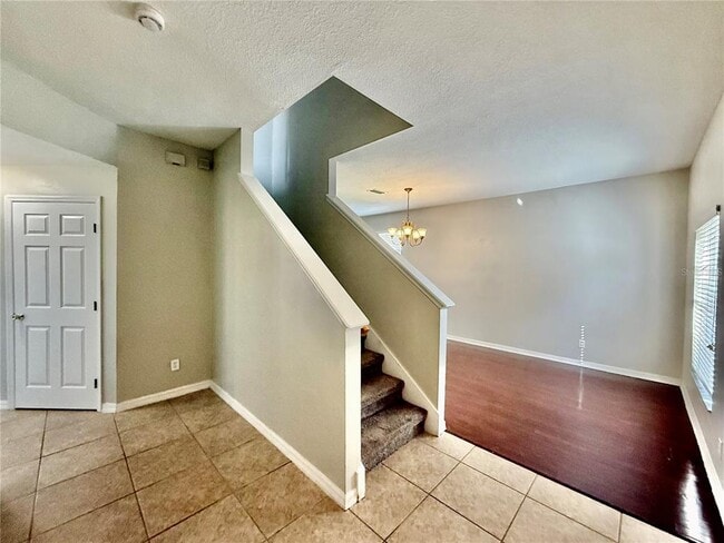 Building Photo - 11161 Creek Haven Dr