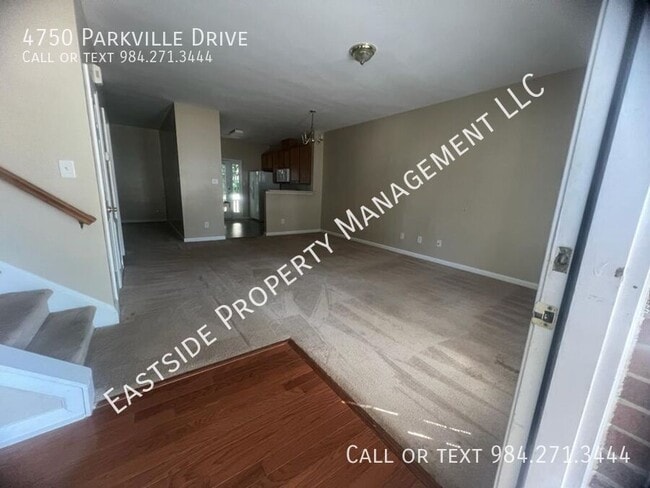Building Photo - 4750 Parkville Dr