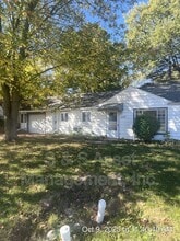 Building Photo - 1109 Eastfield Rd
