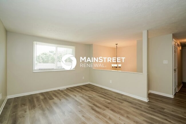 Building Photo - 4 Bedroom Pet-Friendly Home in Indianapoli...