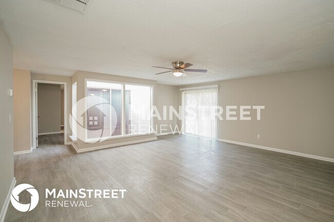 Foto del edificio - 970 Dostie Cir